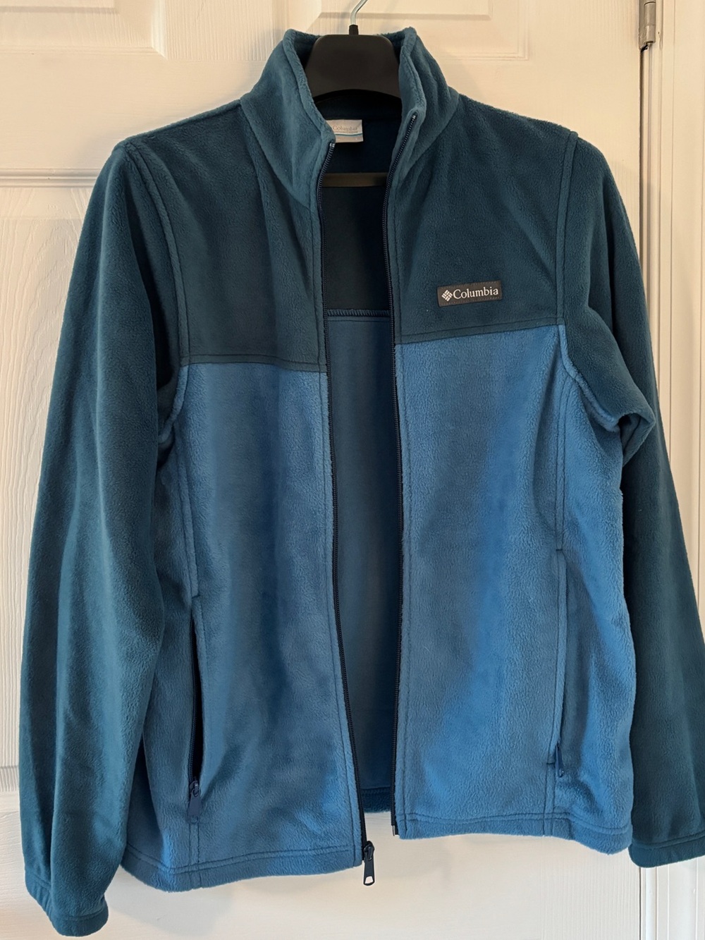 Men’s Columbia Two-Tone Teal & Blue Fleece Jacket - Size Small